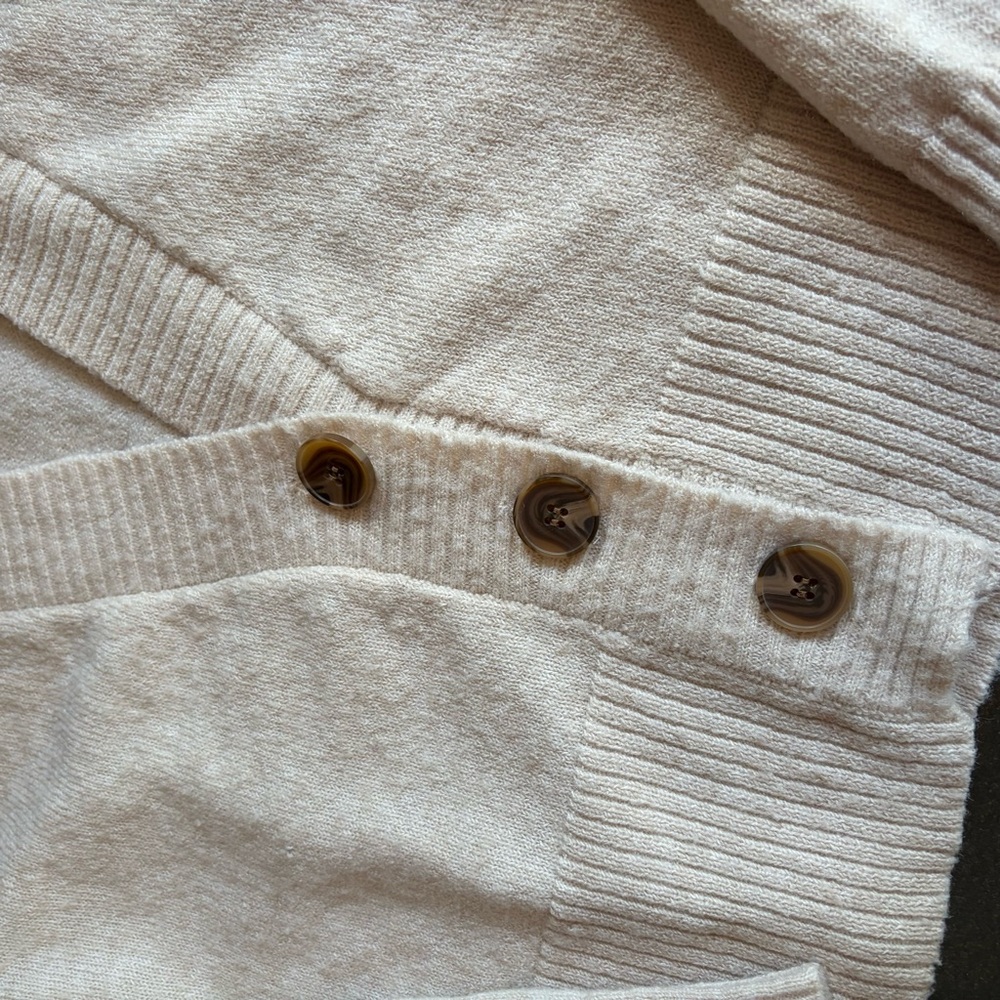 Sweater - Picture 2 of 8